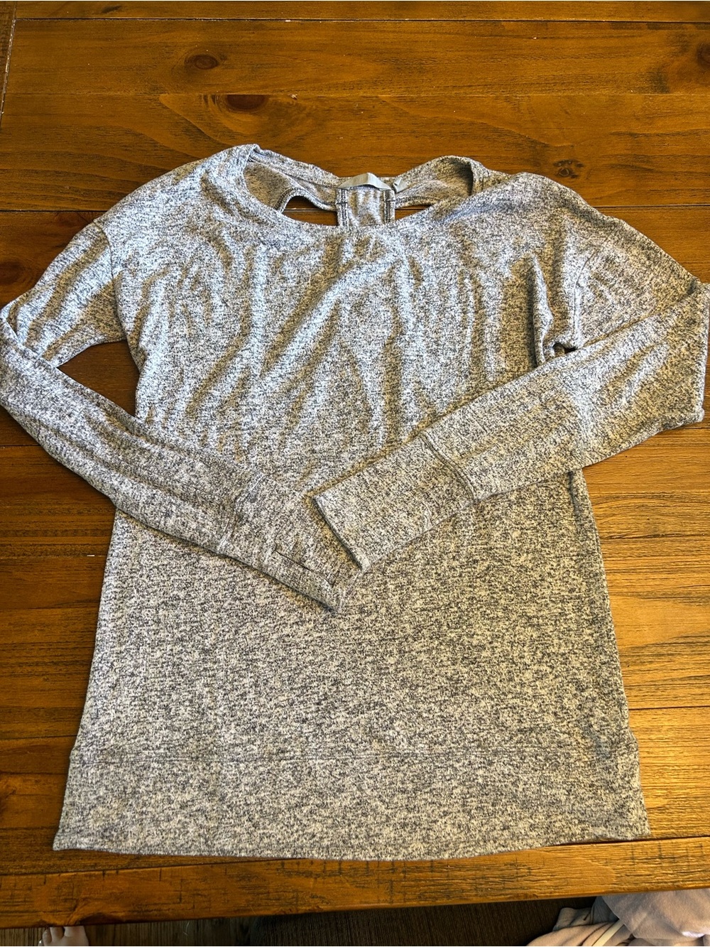 Athleta Open Back Long Sleeve Top | Heather Gray | Women’s Activewear